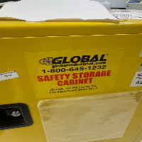 Global Industrial 30 Gallon Flammable Liquid Storage Cabinet image 0